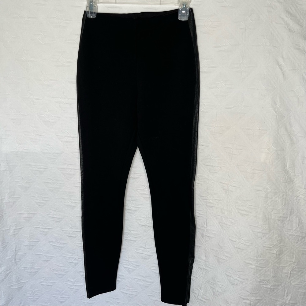 ! Lysse Black Ponte Leggings Faux
Leather  Stripe Ankle Zip. Small.